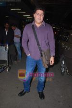 Sajid Khan leave for Zee Awards in Singapore in Mumbai Airport on 12th Jan 2011 (44).JPG
