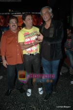 Madhur Bhandarkar, Sudhir Mishra at Yeh Saali Zindagi music launch in Marimba Lounge on 13th Jan 2011 (3).JPG