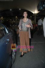 Jacqueline Fernandez arrive from Singapore in Airport on 11th Jan 2011 (3).JPG
