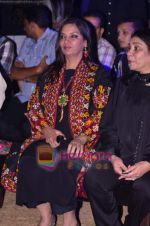 Shabana Azmi at Manish Malhotra show for Chivas Studio in Mahalaxmi Race Course on 15th Jan 2011 (12).JPG
