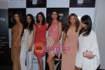 Shilpa Shetty, Ira Dubey at Olay proof performance in Westin on 19th Jan 2011 (8).JPG