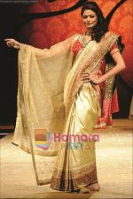 at Ahmedabad show of Shyamal and Bhumika on 21st Jan 2011 (33).JPG