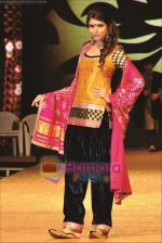 at Ahmedabad show of Shyamal and Bhumika on 21st Jan 2011 (37).JPG