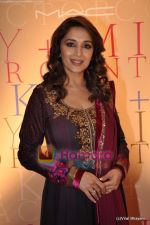 Madhuri Dixit at Mickey Contractor MAC bash in Four Seasons on 22nd Jan 2011 (9).JPG
