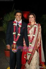 Neelam Kothari, Sameer Soni at Sameer-Neelam wedding in Taj Land_s End on 23rd Jan 2011 (11)~0.JPG