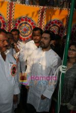 Aamir Khan celebrate Republic Day at Dhobi Ghat in Mumbai on 26th Jan 2011 (2).JPG