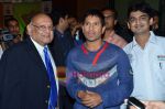 Sachin Tendulkar at Castrol Cricket Awards in Grand Hyatt, Mumbai on 28th Jan 2011 (13).JPG