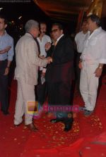 Dharmendra, Nasiruddin Shah at the Premiere of Hum Dono Rangeen in Cinemax on 3rd Feb 2011 (5).JPG