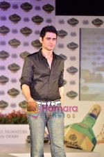 at Signature Derby press meet with fashion show by Ministry of Fashion  in Mahalaxmi Race Course on 3rd Feb 2011 (65).JPG
