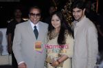 Dharmendra, Rati Agnihotri at  Imran Khan_s wedding reception in Taj Land_s End on 5th Feb 2011 (4).JPG