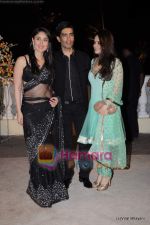 Kareena Kapoor, Manish Malhotra, Preity Zinta at  Imran Khan_s wedding reception in Taj Land_s End on 5th Feb 2011 (110).JPG