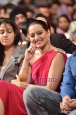 Sonakshi Sinha at Stardust Awards 2011 in Mumbai on 6th Feb 2011 (99).JPG