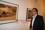Ajitabh Bacchchan at Art Htu Lens exhibition in Kalaghoda on 7th Feb 2011 (2).JPG