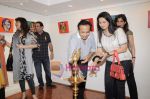 Poonam Dhillon at Asnas painitngs by Vijay Shelar in Juhu on 10th Feb 2011 (14).JPG