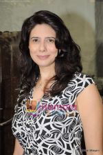 at Dr Rashmi Shetty 10 years in business of beauty bash in Olive, Mumbai on 14th Feb 2011 (104).JPG