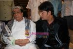 Kader Khan shoots with Ravi Kissan in Goregaon on 15th Feb 2011 (16).JPG