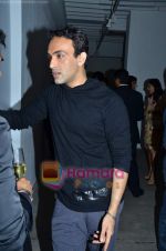 at Volte Gallery solo show by Ranbir Kaleka on 16th Feb 2011 (23).JPG