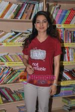Juhi Chawla at My Brother screenplay launch in Crossword book store on 18th Feb 2011 (7).JPG