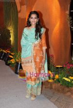 Sonam Kapoor at Venugopal Dhoot_s daughter wedding in Turf Club on 19th Feeb 2011 (2).JPG