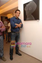 Tusshar Kapoor inaugurates Bendre art event in Bandra, Mumbai on 19th Feb 2011 (3).JPG