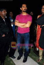 Aamir Khan at Stardust anniversary bash in Breach Candy, Mumbai on 26th Feb 2011 (31).JPG