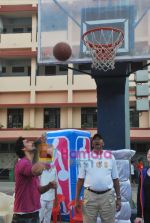 Kunal Kapoor at Mahindra NBA basketball finale in  Matunga, Mumbai on 26th Feb 2011 (20).JPG