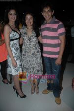 Aditya Narayan, Sunidhi Chauhan at Sunidhi Chauhan_s dinner party in Andheri on 3rd March 2011 (54).JPG