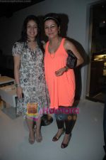 Hard Kaur, Sunidhi Chauhan at Sunidhi Chauhan_s dinner party in Andheri on 3rd March 2011 (69).JPG