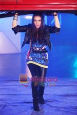 Preity Zinta at Guniess World Records show for Colors in Taj Land_s End on 8th March 2011 (4).jpg