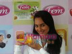 Sonakshi Sinha signed as the brand ambassador for FEM. (2).jpg