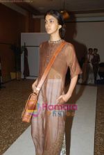 at Lakme fashion week fittings day 4 on 9th March 2011 (25).JPG
