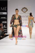 Model walks for Parvesh and Jai at Lakme Fashion Week 2011 Day 1 in Grand Hyatt, Mumbai on 10th March 2011 (44).JPG