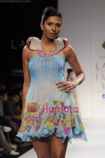 Model walks for Parvesh and Jai at Lakme Fashion Week 2011 Day 1 in Grand Hyatt, Mumbai on 10th March 2011 (81).JPG