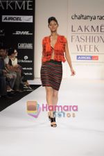 at Chaiyanya Rao_s show at Lakme Fashion Week 2011 Day 1 in Grand Hyatt, Mumbai on 10th March 2011 (22).JPG