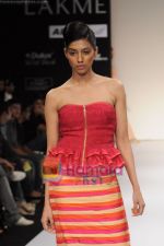 at Chaiyanya Rao_s show at Lakme Fashion Week 2011 Day 1 in Grand Hyatt, Mumbai on 10th March 2011 (39).JPG