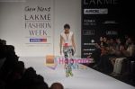 at Gen Next show at Lakme Fashion Week 2011 Day 1 in Grand Hyatt, Mumbai on 10th March 2011 (26).JPG