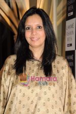 on day 1 Lakme Fashion Week for designer Anamika Khanna in Tote on 10th March 2011 (17).JPG