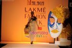 Model walk the ramp for Malaga by Malini Agarwalla show at Lakme Fashion Week 2011 Day 3 in Grand Hyatt, Mumbai on 13th March 2011 (2).JPG