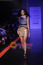 Model walk the ramp for Shantanu & Nikhil show at Lakme Fashion Week 2011 Day 3 in Grand Hyatt, Mumbai on 13th March 2011 (54).JPG