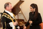 Vidya Balan honoured by the Mayor of Melbourne on 14th March 2011 (12).jpeg