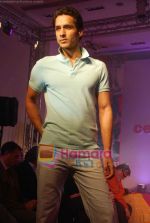  at Celio launch in Blue Sea on 16th March 2011 (25).JPG