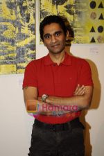 Vinod Nair at Satguru art event in Satguru�s gallery, Mumbai on 17th March 2011.JPG
