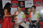 Sarah Jane Dias at Force India event with Adrian Sutil in Man United cafe , Mumbai on 18th March 2011 (20).JPG