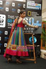 Vidya Balan at WWF World Earth Hour event in ITC Grand Maratha, Mumbai on 22nd March 2011 (27).JPG