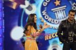 Preity Zinta, Salman Khan on the sets of Guinness World Records in R K Studios on 26th March 2011 (4).JPG