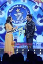 Preity Zinta, Salman Khan on the sets of Guinness World Records in R K Studios on 26th March 2011 (37).JPG