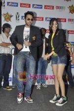 Jacky Bhagnani, Pooja Gupta promote Faltu at Cinema star in Thane, Mumbai on 1st April 2011 (13).JPG