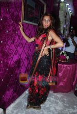 Anusha Dandekar at Shane-Falguni show at Shehnaai 2011 in J W marriott, Juhu, Mumbai on 9th April 2011 (5).JPG