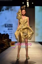 Model walks the ramp for Gaurav Gupta show on Wills Lifestyle India Fashion Week 2011-Day 4 in Delhi on 9th April 2011 (30).JPG