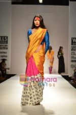 Model walks the ramp for Masaba show on Wills Lifestyle India Fashion Week 2011-Day 5 in Delhi on 10th April 2011 (32).JPG